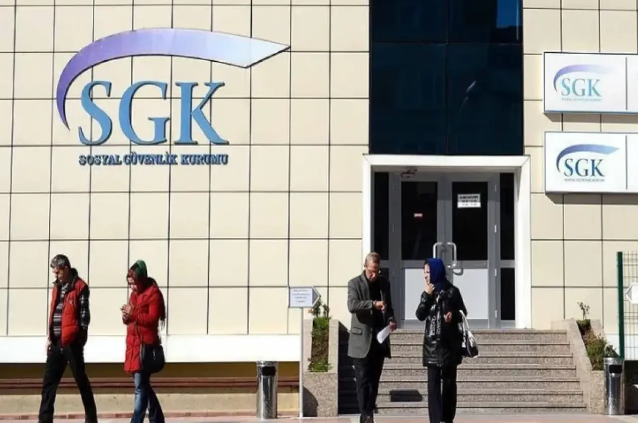 SGK uzmanı maaşı düşecek olan emeklileri açıkladı 1